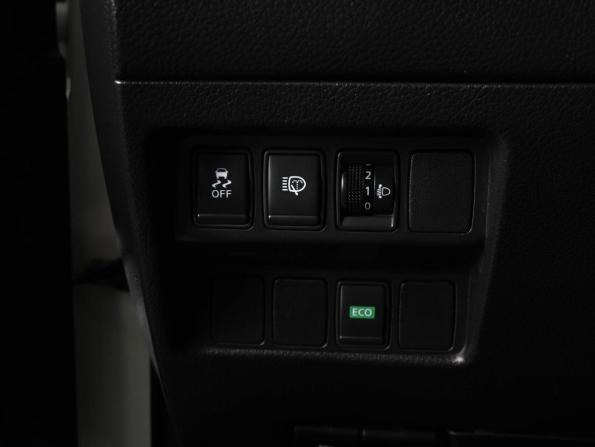 Nissan Qashqai II с пробегом 2014 года, цена 1 179 000 рублей, 215796 км, внедорожник, Автокод Объявления