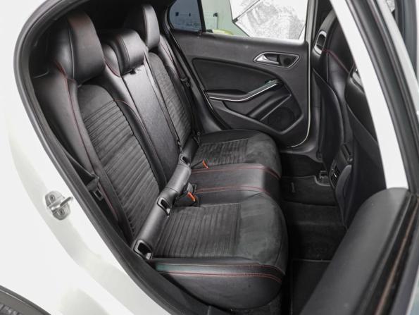 Mercedes-Benz GLA I (X156) с пробегом 2015 года, цена 2 044 000 рублей, 148591 км, внедорожник, Автокод Объявления