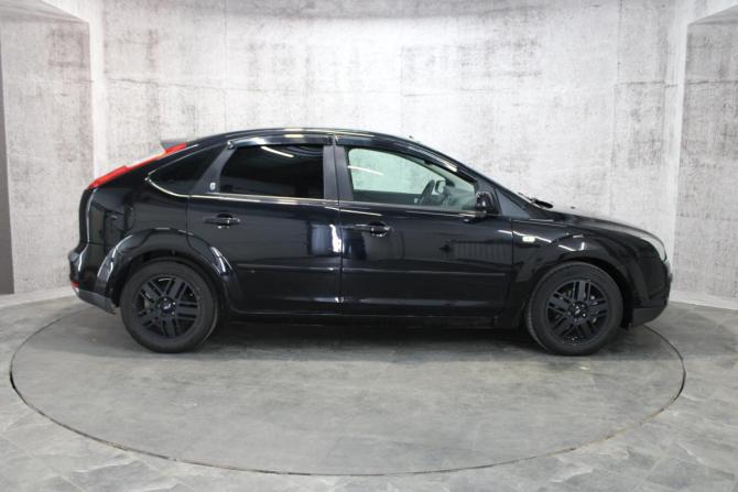 Ford Focus II с пробегом 2005 года, цена 325 000 рублей, 288525 км, хэтчбек, Автокод Объявления