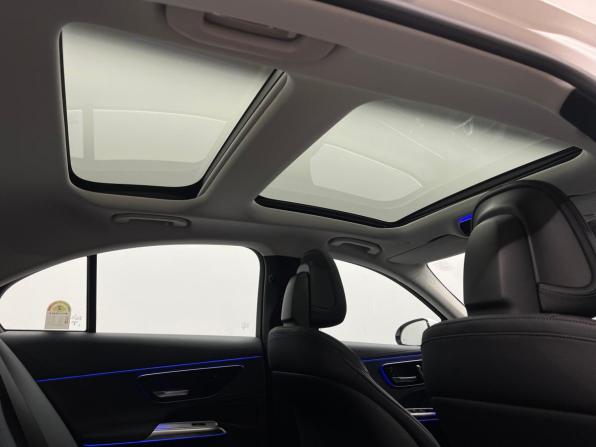 Mercedes-Benz E-Класс VI (W214 S214) с пробегом 2024 года, цена 7 706 000 рублей, 46 км, седан, Автокод Объявления