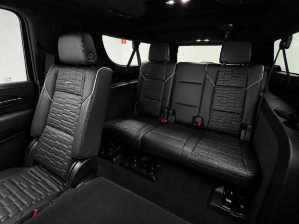Cadillac Escalade V с пробегом 2023 года, цена 12 995 000 рублей, 87189 км, внедорожник, Автокод Объявления