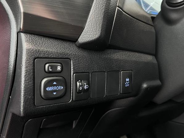 Toyota Auris II с пробегом 2013 года, цена 1 190 000 рублей, 188618 км, хэтчбек, Автокод Объявления