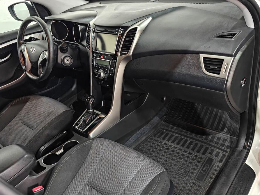 Hyundai i30 II Москва  - изображение 10