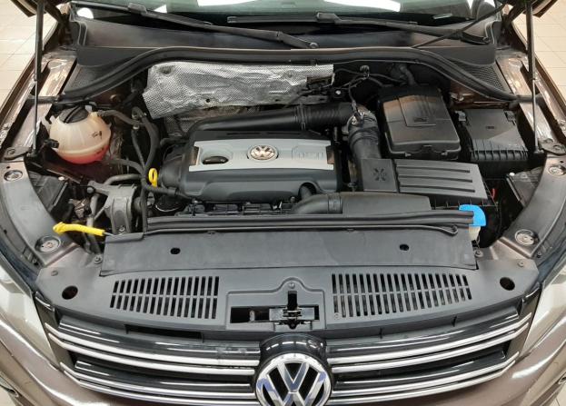 Volkswagen Tiguan I Рестайлинг с пробегом 2015 года, цена 1 490 000 рублей, 169910 км, внедорожник, Автокод Объявления