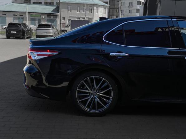 Toyota Camry VIII (XV70) Рестайлинг с пробегом 2023 года, цена 3 590 000 рублей, 43500 км, седан, Автокод Объявления