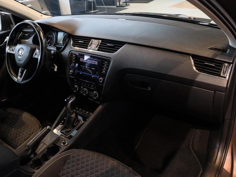 Skoda Octavia III (A7) Рестайлинг Москва  - изображение 8
