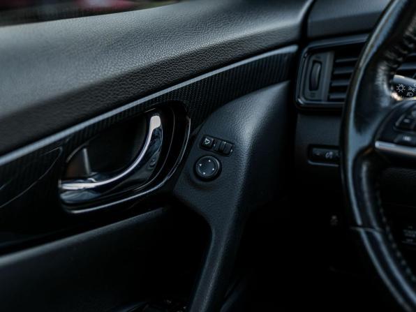 Nissan X-Trail III Рестайлинг с пробегом 2019 года, цена 1 825 000 рублей, 196968 км, внедорожник, Автокод Объявления