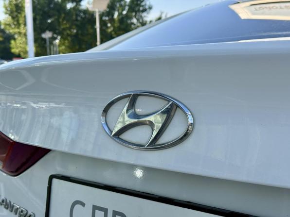 Hyundai Elantra VI (AD) с пробегом 2017 года, цена 1 337 000 рублей, 133001 км, седан, Автокод Объявления