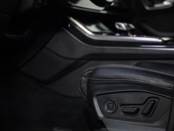 Audi Q8 I (4M) с пробегом 2021 года, цена 5 399 000 рублей, 189332 км, внедорожник, Автокод Объявления
