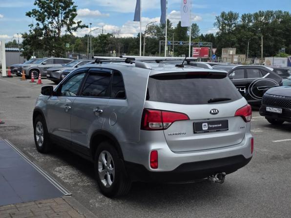 Kia Sorento II Рестайлинг с пробегом 2017 года, цена 1 760 000 рублей, 223631 км, внедорожник, Автокод Объявления