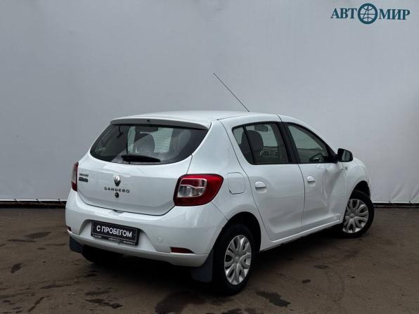 Renault Sandero II с пробегом 2016 года, цена 793 000 рублей, 90881 км, хэтчбек, Автокод Объявления