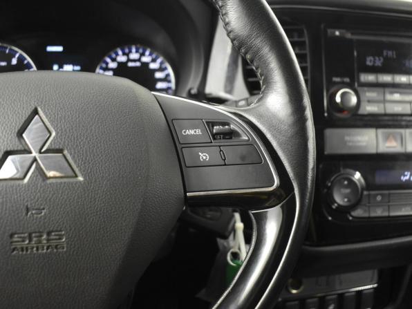Mitsubishi Outlander III Рестайлинг 2 с пробегом 2017 года, цена 1 830 900 рублей, 152585 км, внедорожник, Автокод Объявления