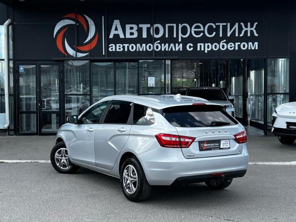 Lada (ВАЗ) Vesta I с пробегом 2020 года, цена 725 500 рублей, 94355 км, универсал, Автокод Объявления