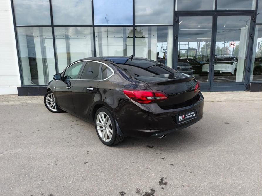 Opel Astra J Рестайлинг Воронеж  - изображение 3