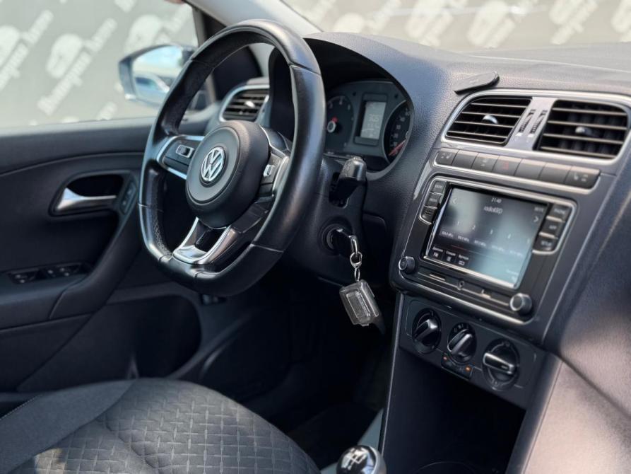 Volkswagen Polo V Рестайлинг Краснодар  - изображение 20
