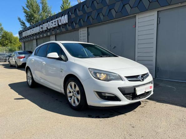 Opel Astra J Рестайлинг с пробегом 2013 года, цена 742 000 рублей, 118597 км, хэтчбек, Автокод Объявления