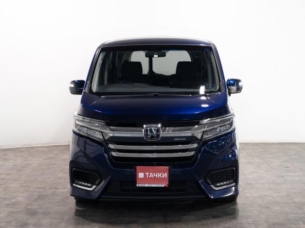 Honda Stepwgn V Рестайлинг с пробегом 2019 года, цена 2 010 000 рублей, 121400 км, минивэн, Автокод Объявления