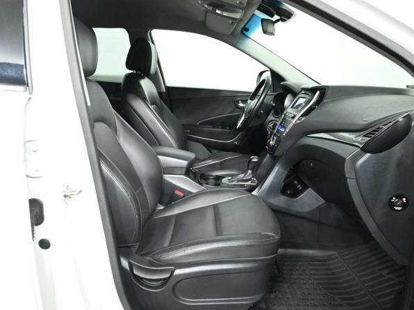 Hyundai Santa Fe III Рестайлинг с пробегом 2017 года, цена 2 450 000 рублей, 161290 км, внедорожник, Автокод Объявления