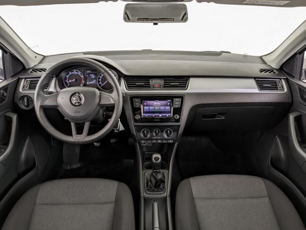 Skoda Rapid I Рестайлинг с пробегом 2018 года, цена 1 100 000 рублей, 91580 км, лифтбек, Автокод Объявления
