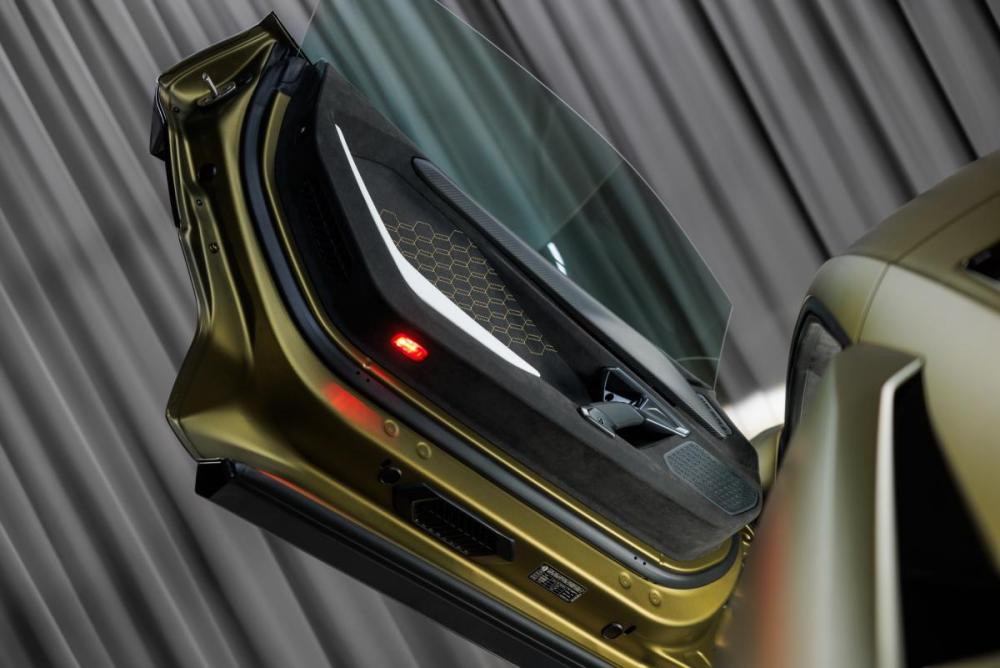Lamborghini Revuelto Москва  - изображение 20