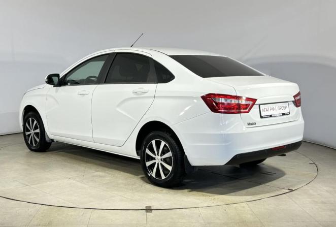 Lada (ВАЗ) Vesta I с пробегом 2021 года, цена 1 100 000 рублей, 112472 км, седан, Автокод Объявления