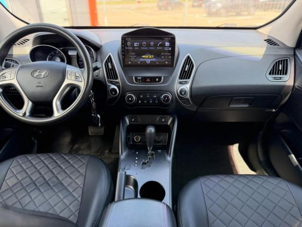 Hyundai ix35 I с пробегом 2011 года, цена 1 060 000 рублей, 208389 км, внедорожник, Автокод Объявления