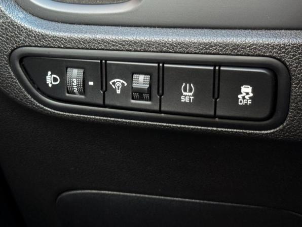 Kia Rio IV с пробегом 2019 года, цена 1 779 000 рублей, 38833 км, хэтчбек, Автокод Объявления