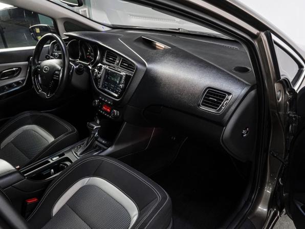 Kia Ceed I Рестайлинг с пробегом 2012 года, цена 1 299 000 рублей, 187833 км, универсал, Автокод Объявления