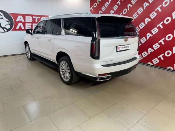 Cadillac Escalade V с пробегом 2021 года, цена 9 999 000 рублей, 17882 км, внедорожник, Автокод Объявления