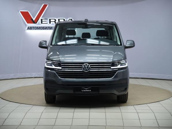 Volkswagen Caravelle T6 Рестайлинг с пробегом 2021 года, цена 4 990 000 рублей, 56450 км, минивэн, Автокод Объявления
