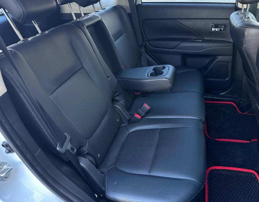 Mitsubishi Outlander III Рестайлинг 2 Санкт-Петербург  - изображение 13
