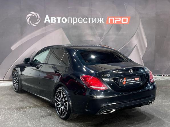 Mercedes-Benz C-Класс IV (W205) с пробегом 2017 года, цена 2 779 000 рублей, 131274 км, седан, Автокод Объявления