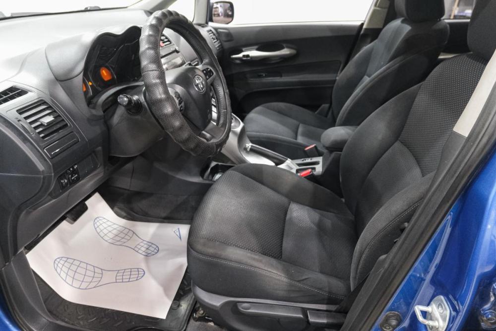 Toyota Auris I Рестайлинг Новокузнецк  - изображение 10