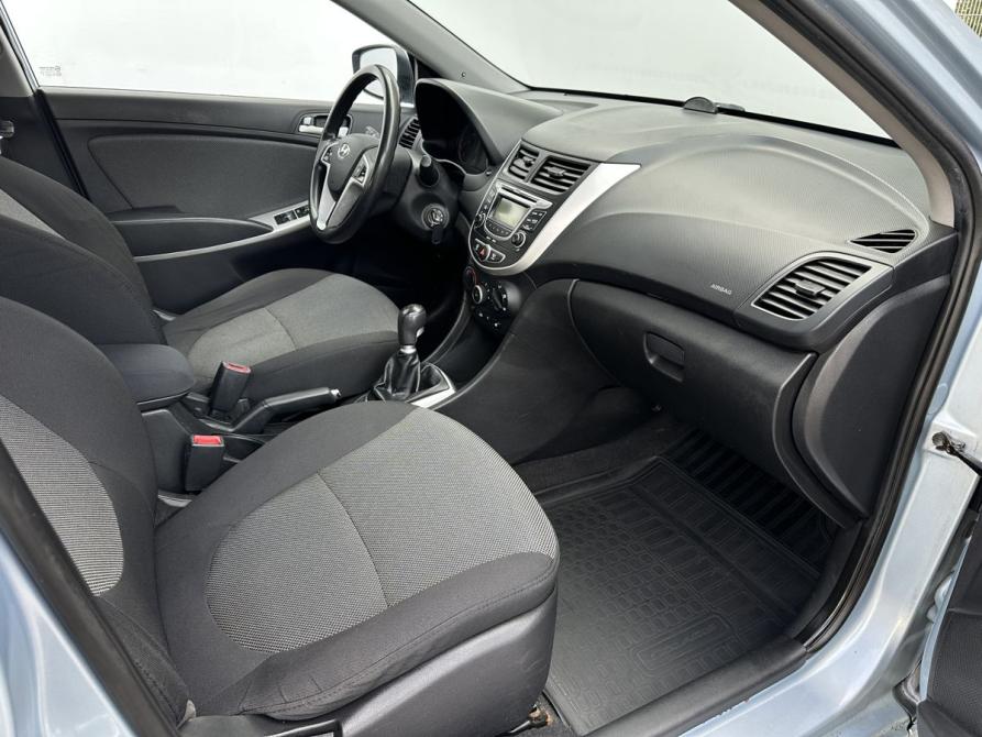 Hyundai Solaris I Москва  - изображение 13