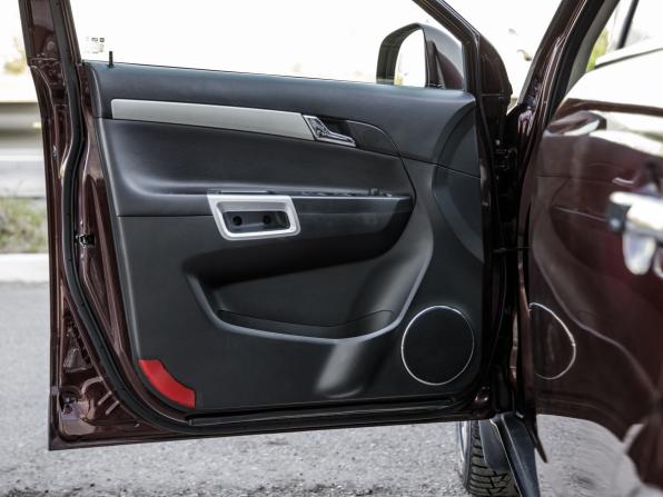 Opel Antara I Рестайлинг с пробегом 2014 года, цена 1 398 000 рублей, 91203 км, внедорожник, Автокод Объявления