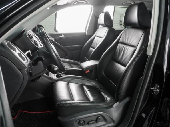 Volkswagen Tiguan I с пробегом 2010 года, цена 1 089 000 рублей, 222093 км, внедорожник, Автокод Объявления