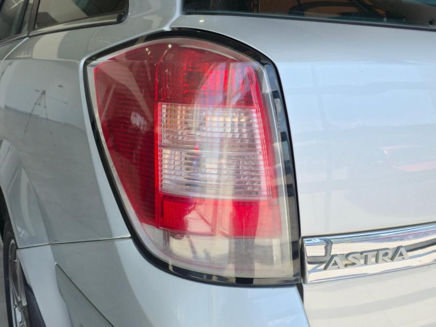 Opel Astra H Рестайлинг Таганрог  - изображение 7