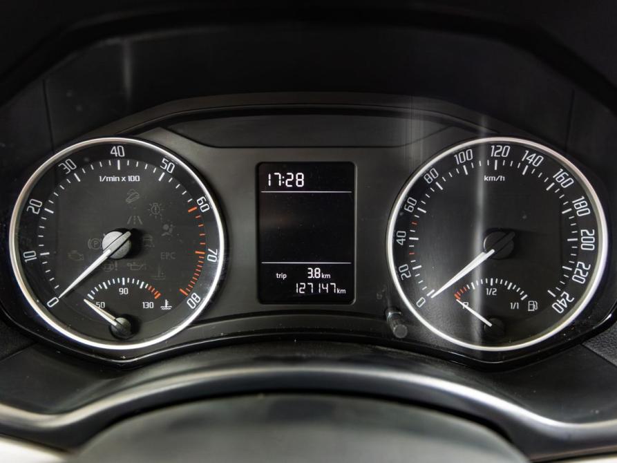 Skoda Octavia II (A5) Рестайлинг Волгоград  - изображение 9