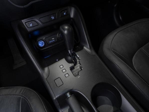 Hyundai ix35 I Рестайлинг с пробегом 2015 года, цена 1 390 000 рублей, 155796 км, внедорожник, Автокод Объявления