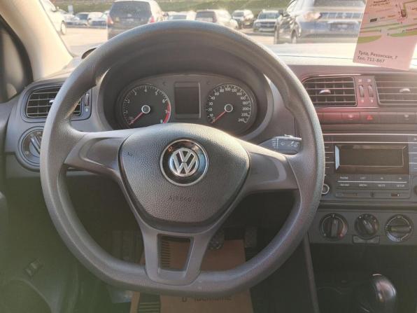 Volkswagen Polo V Рестайлинг с пробегом 2019 года, цена 1 230 000 рублей, 34699 км, седан, Автокод Объявления