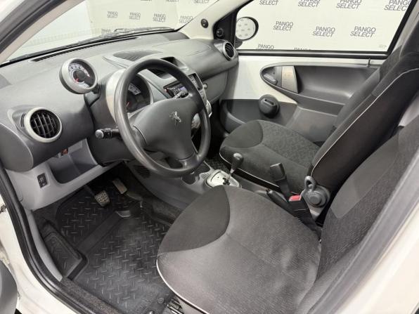 Peugeot 107 I Рестайлинг с пробегом 2011 года, цена 435 000 рублей, 105100 км, хэтчбек, Автокод Объявления