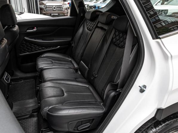 Hyundai Santa Fe IV Рестайлинг с пробегом 2021 года, цена 4 244 000 рублей, 67075 км, внедорожник, Автокод Объявления