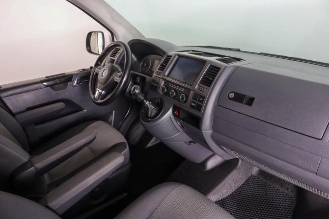 Volkswagen Caravelle T5 Рестайлинг с пробегом 2013 года, цена 1 749 000 рублей, 244000 км, минивэн, Автокод Объявления