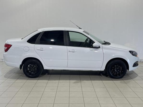 Lada (ВАЗ) Granta I Рестайлинг с пробегом 2024 года, цена 825 000 рублей, 33067 км, седан, Автокод Объявления