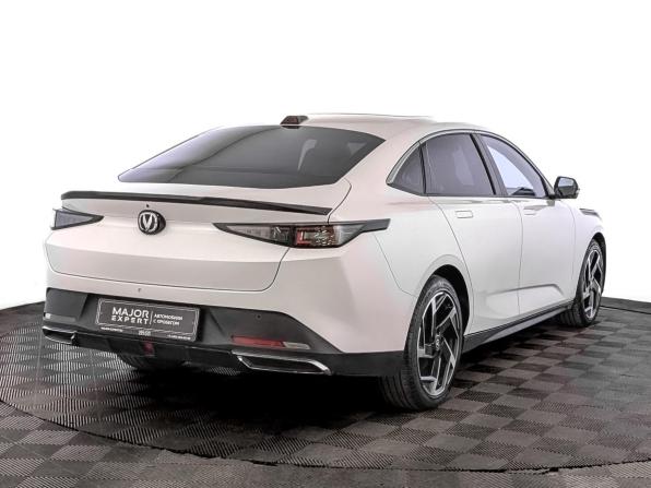 Changan Lamore с пробегом 2023 года, цена 1 755 000 рублей, 61939 км, седан, Автокод Объявления