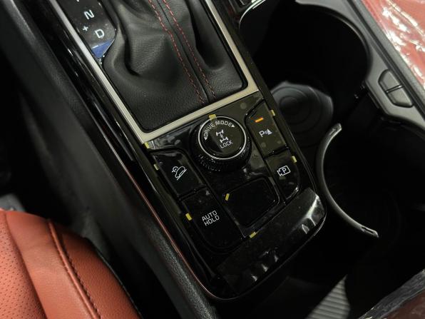 Kia Sportage V с пробегом 2025 года, цена 4 535 000 рублей, 32 км, внедорожник, Автокод Объявления