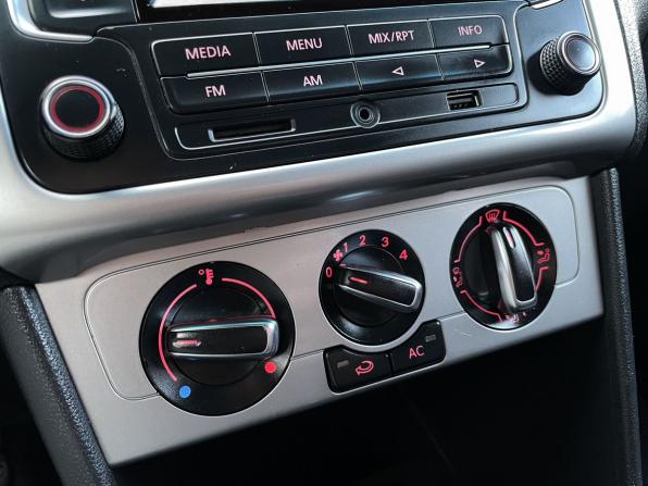 Volkswagen Polo V с пробегом 2013 года, цена 598 000 рублей, 164411 км, седан, Автокод Объявления