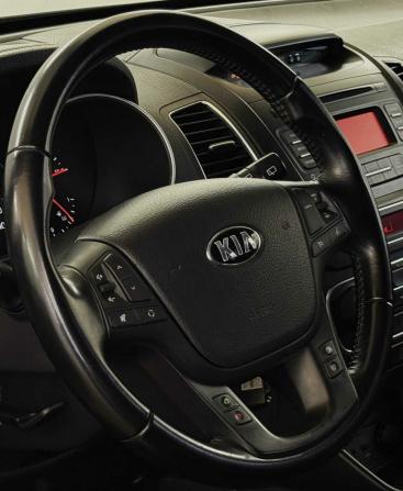 Kia Sorento II Рестайлинг с пробегом 2012 года, цена 1 535 000 рублей, 206263 км, внедорожник, Автокод Объявления