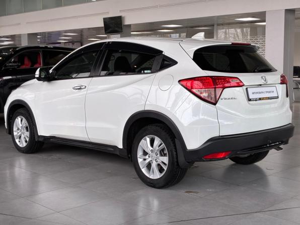 Honda Vezel I с пробегом 2016 года, цена 1 395 000 рублей, 139000 км, внедорожник, Автокод Объявления