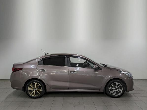 Kia Rio IV с пробегом 2018 года, цена 1 350 000 рублей, 103000 км, седан, Автокод Объявления